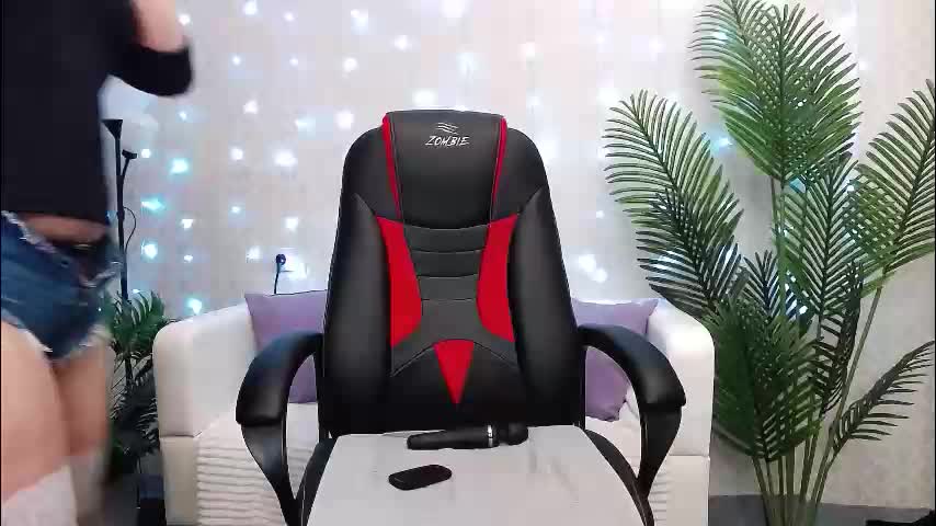 camelia_lillie Adult Chat February 24, 2026