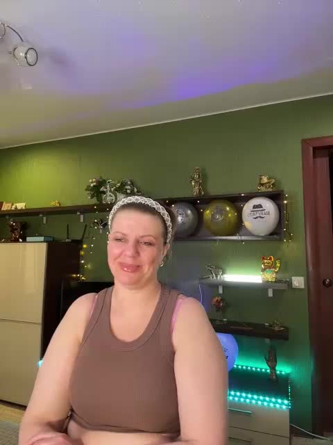 Veronika_Gold Adult Chat February 24, 2026