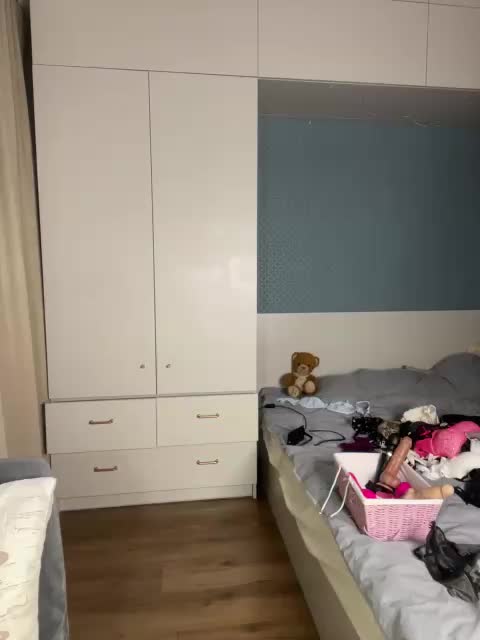 MelenaFox Adult Chat February 25, 2026