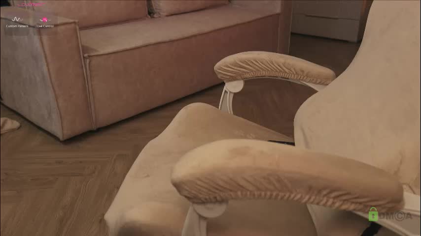 hit_girl_ Adult Chat February 25, 2026