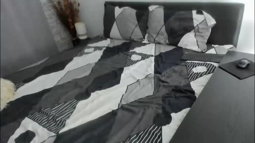 dyanne18 Adult Chat February 25, 2026