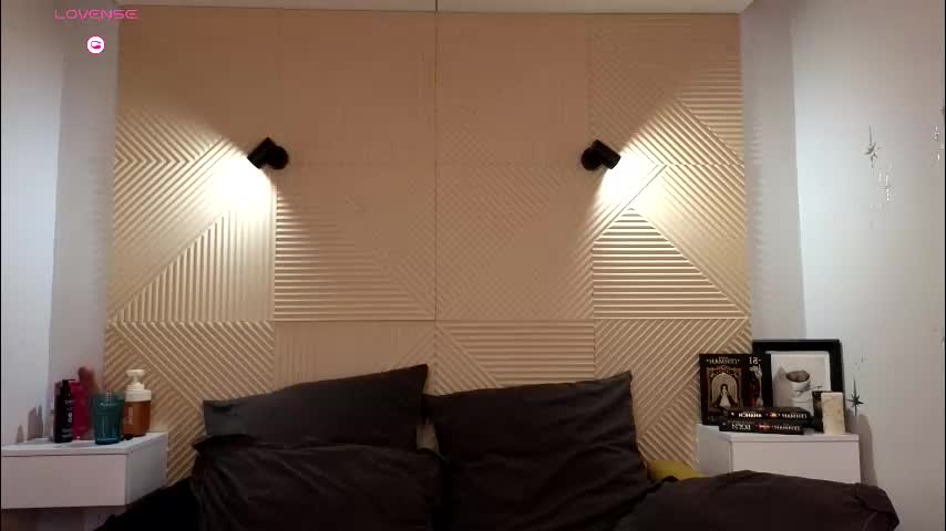 elizavetta_miller Adult Chat February 25, 2026