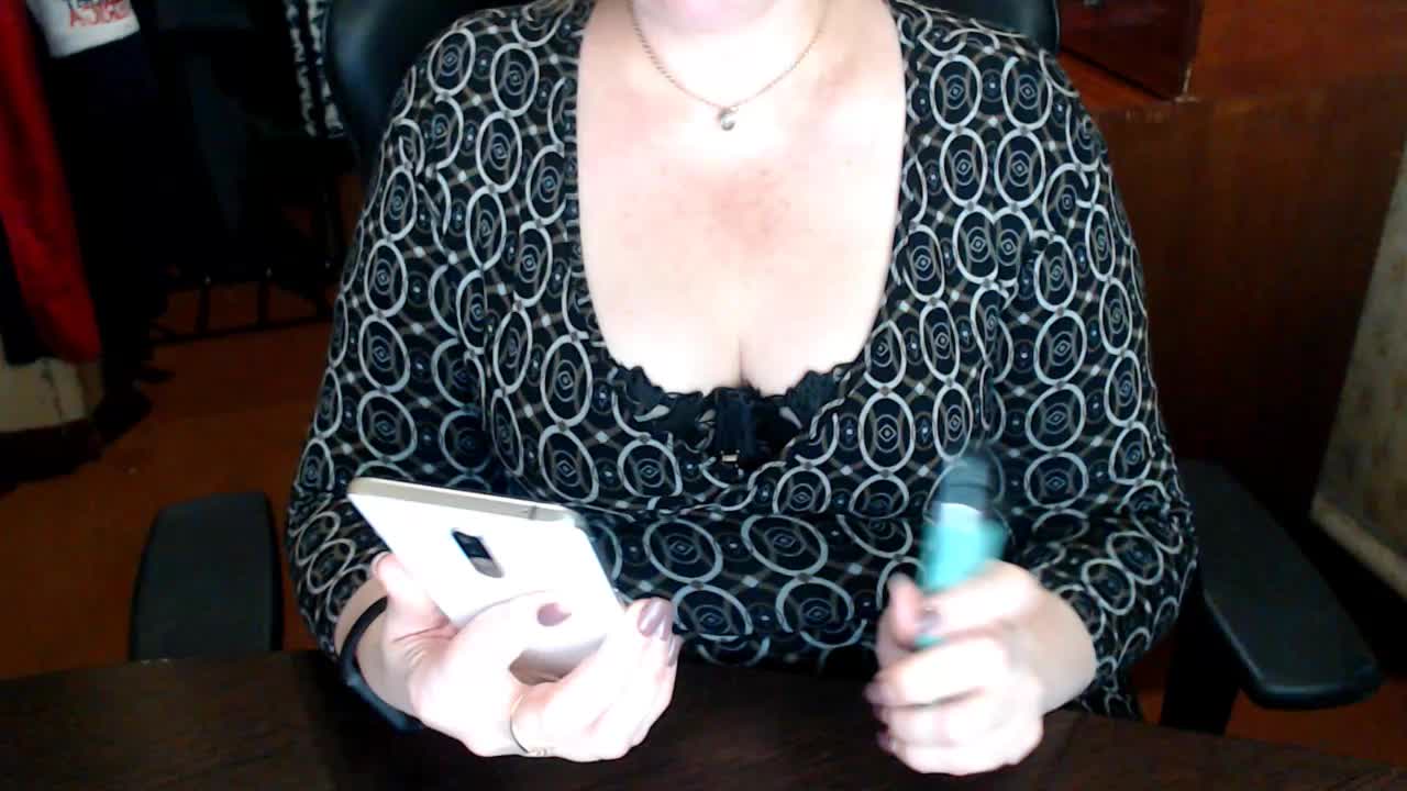 Alisa1917 Adult Chat February 25, 2026