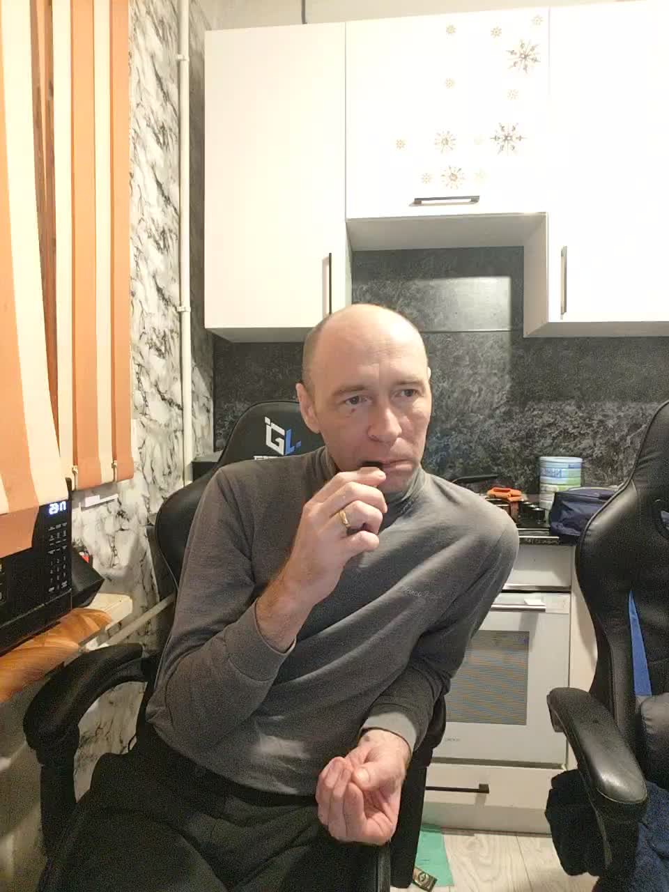 Innokentiy449 Adult Chat February 25, 2026