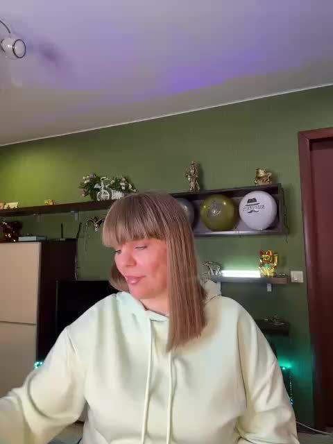 Veronika_Gold Adult Chat February 25, 2026