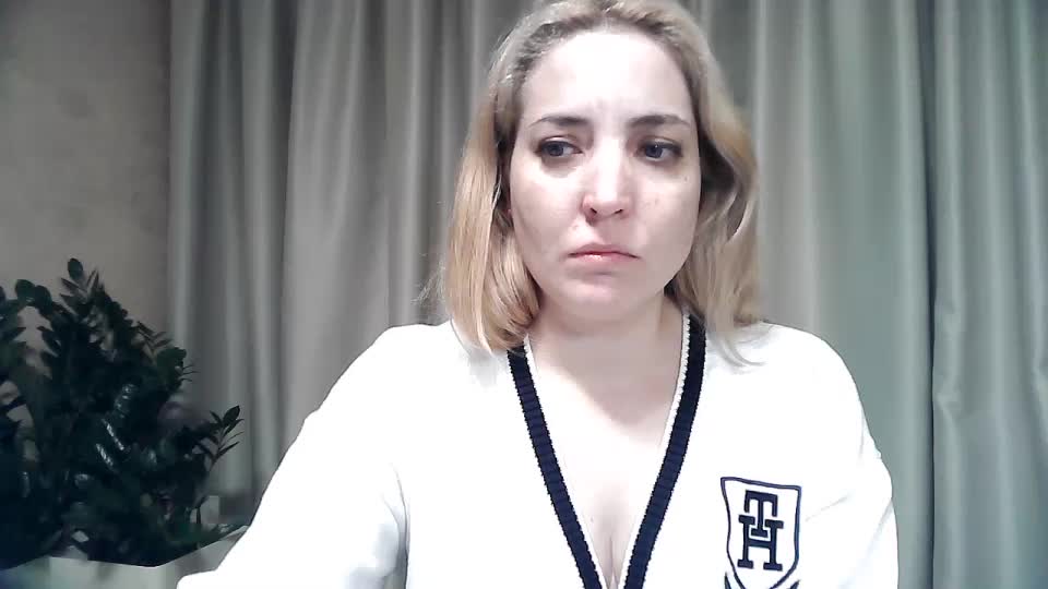 mariska-kiska Adult Chat February 25, 2026