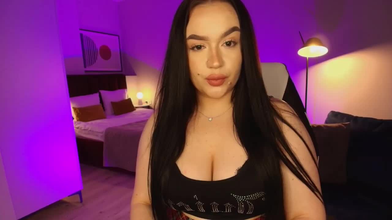 tinafox Adult Chat February 25, 2026