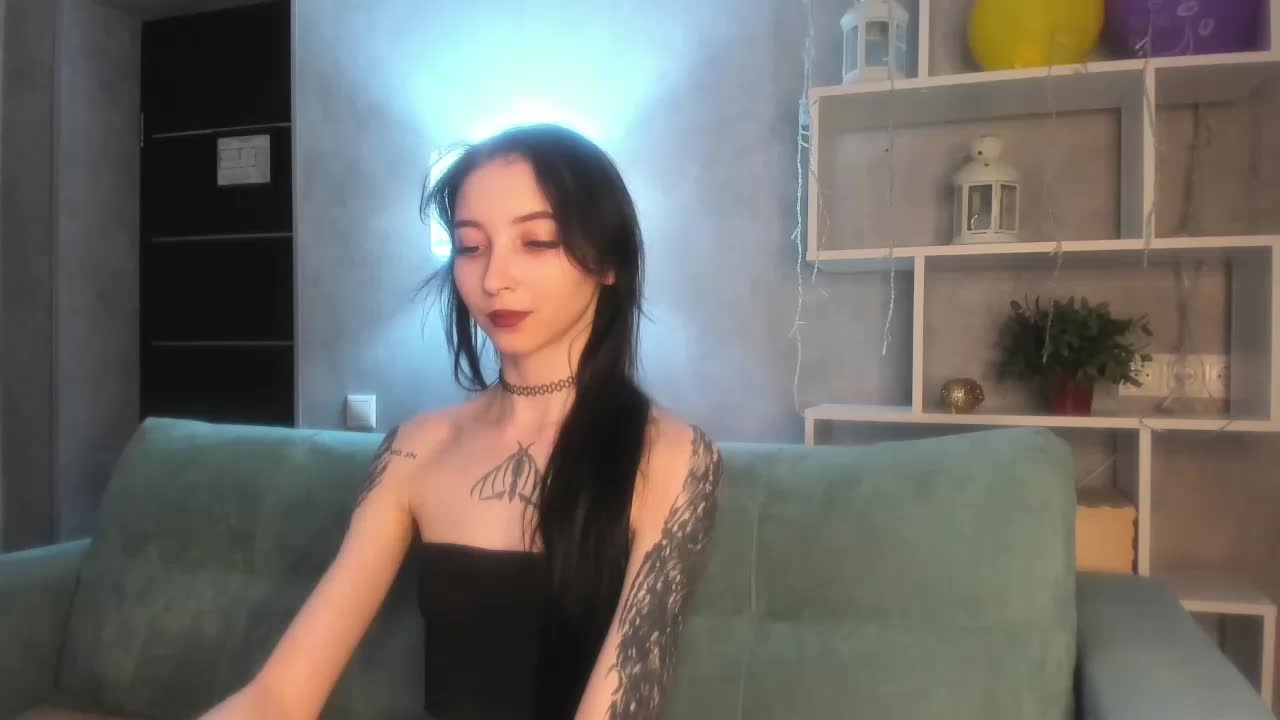 Ellen-Hops Adult Chat February 25, 2026