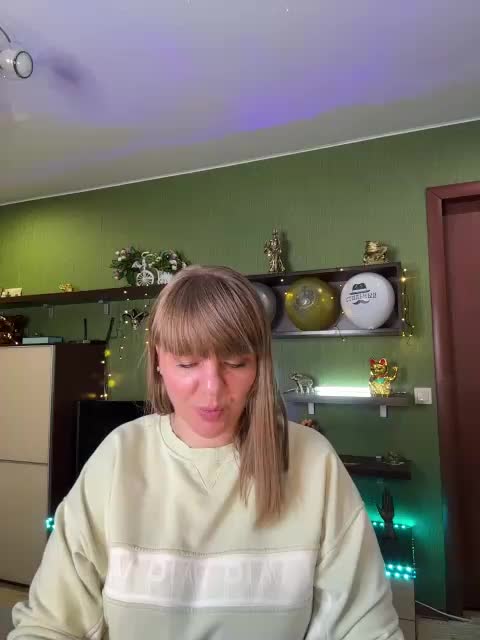 Veronika_Gold Adult Chat February 25, 2026