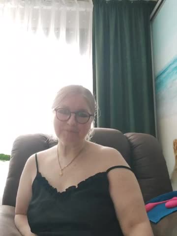 Hot_frenzy Adult Chat February 25, 2026