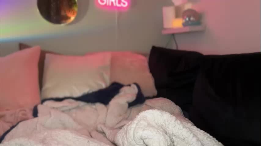 officiallyonlytams Adult Chat February 25, 2026