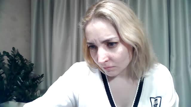 mariska-kiska Adult Chat February 25, 2026