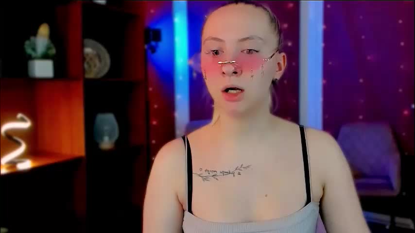 mila_glow Adult Chat February 25, 2026