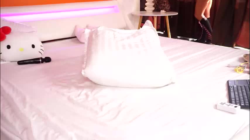 lovingblondie Adult Chat February 26, 2026