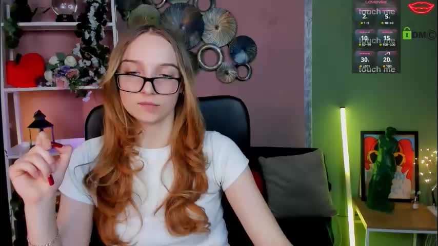 rebecca_smile_ Adult Chat February 26, 2026