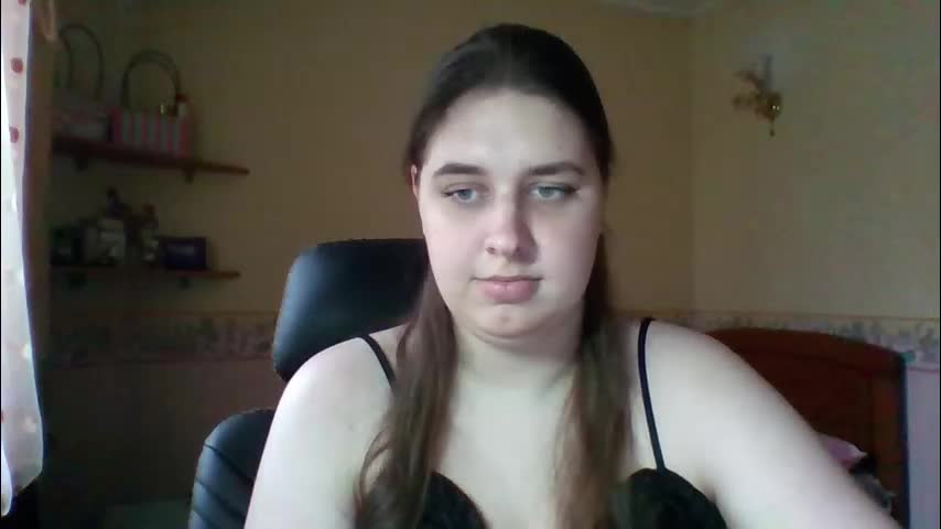 hess_luna_ Adult Chat February 26, 2026