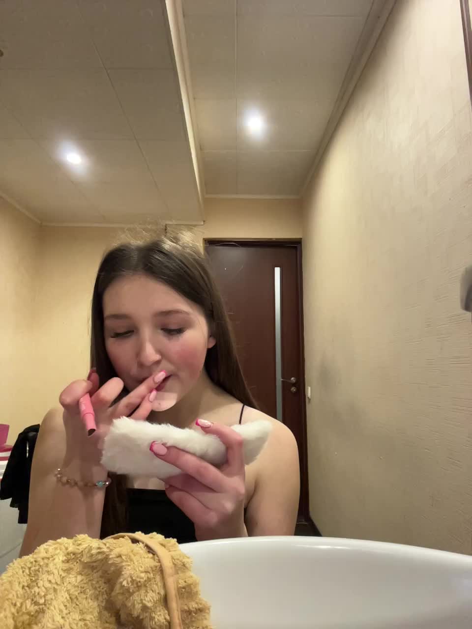 AHAHAC_HAXPEH_B_yHuTa3 Adult Chat February 27, 2026