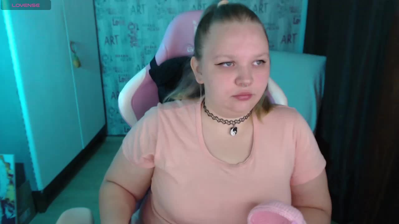 -MeooW- Adult Chat February 27, 2026