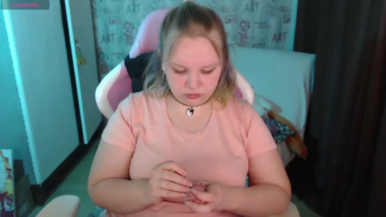 -MeooW- Adult Chat February 27, 2026