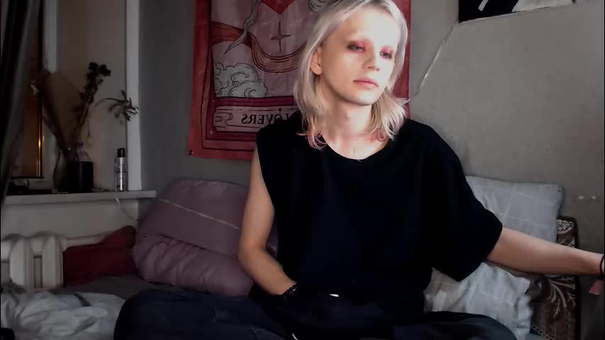 alien_bella Adult Chat February 27, 2026