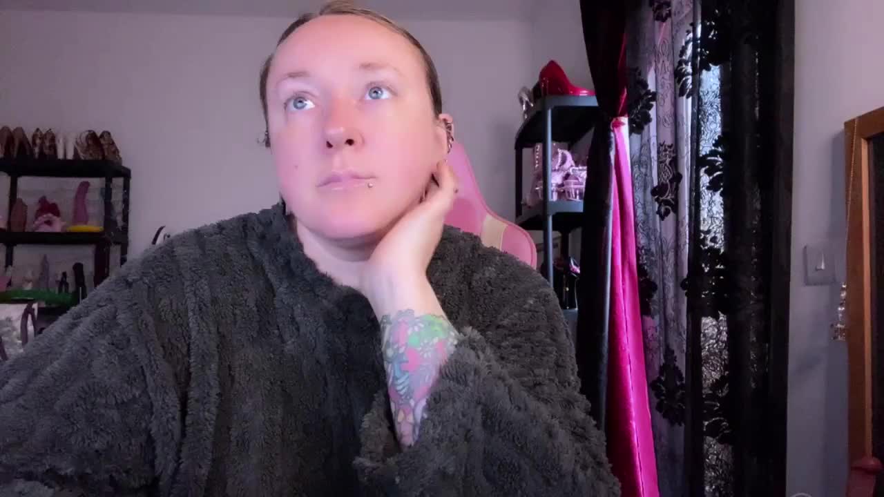 NylonQueen Adult Chat February 27, 2026