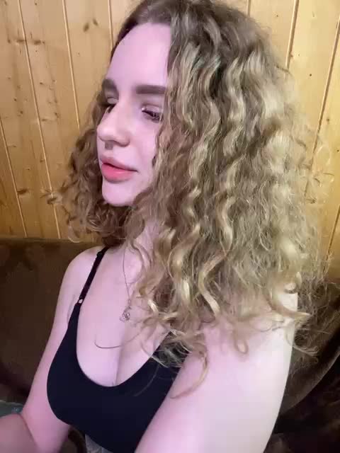 Sweetie_Kitty Adult Chat February 27, 2026