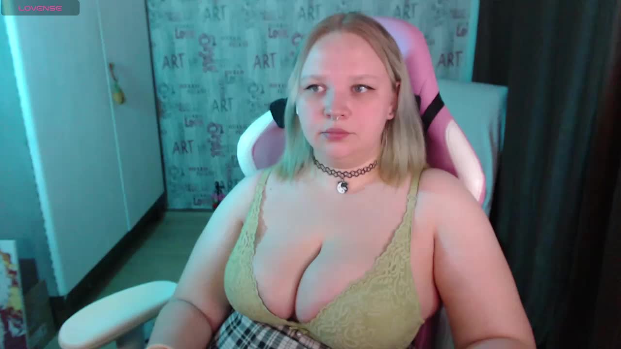 -MeooW- Adult Chat February 27, 2026