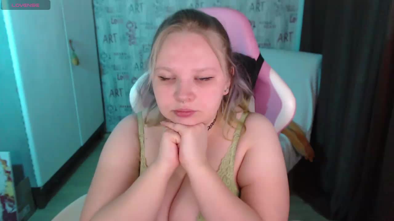 -MeooW- Adult Chat February 27, 2026