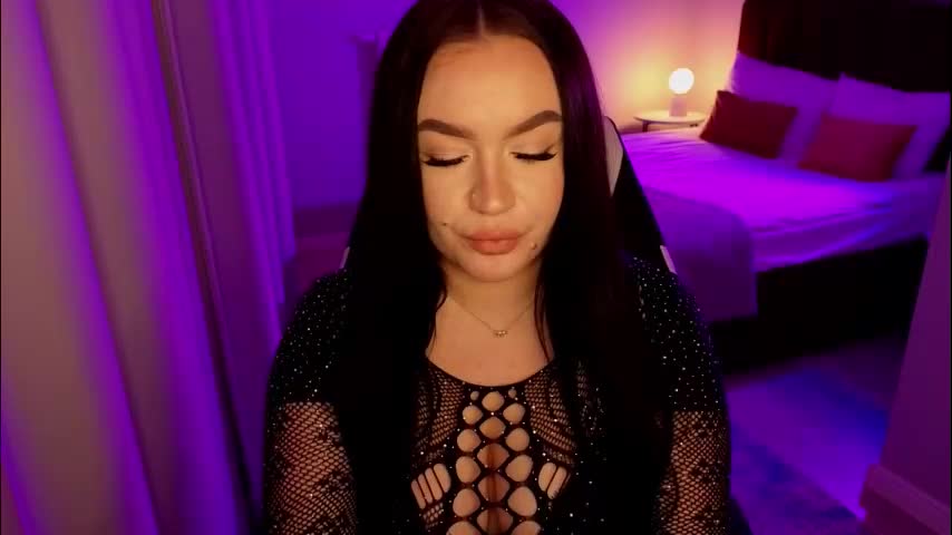 tinafox_ Adult Chat February 28, 2026