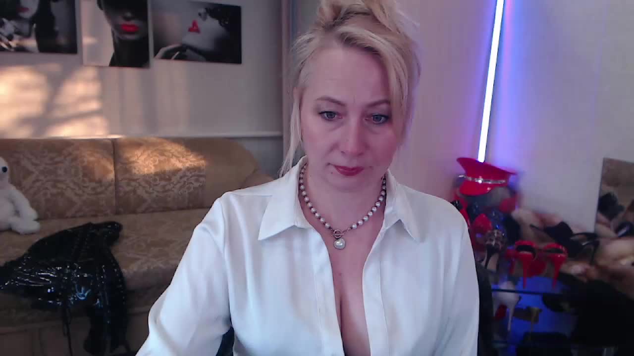 MistressMilfa Adult Chat February 28, 2026