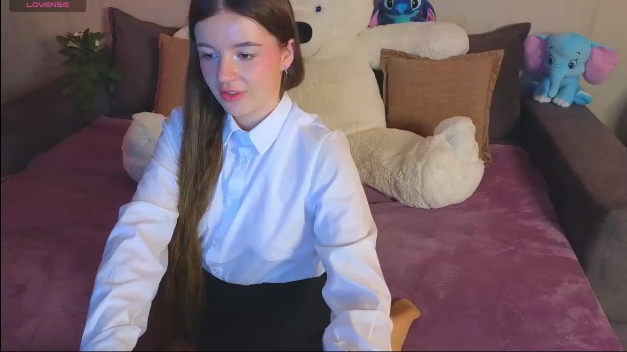 Rosalinelov Adult Chat February 28, 2026