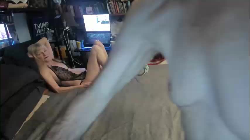 pink_black Adult Chat March 1, 2026