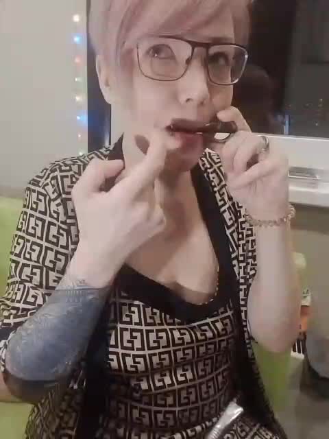 TilyTily Adult Chat March 1, 2026