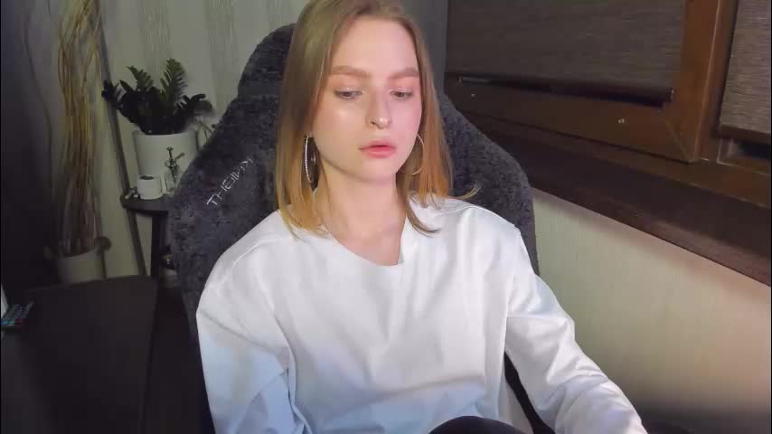 mollydangerous Adult Chat February 28, 2026