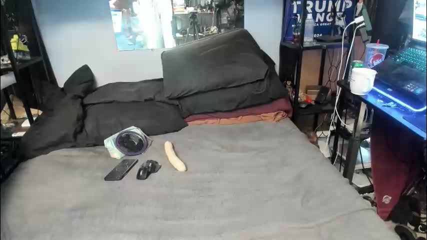 pink_black Adult Chat March 1, 2026