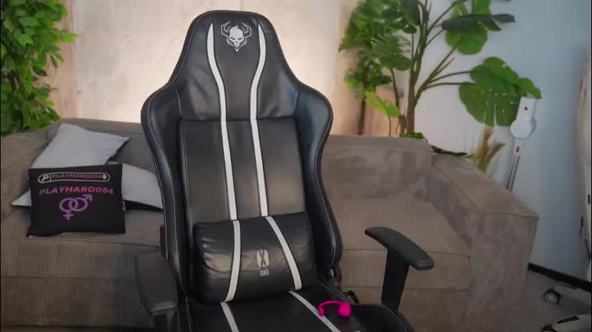 kira0541 Adult Chat March 1, 2026