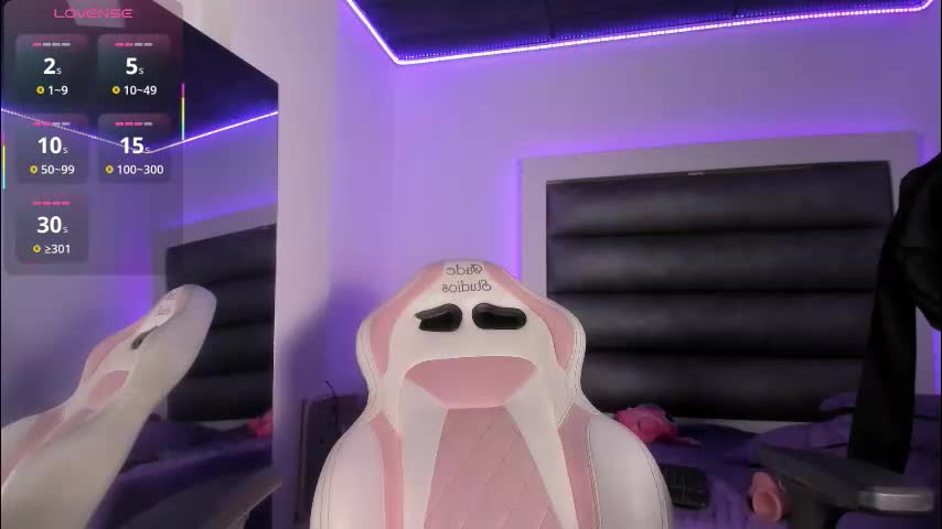 jadeestudios Adult Chat March 1, 2026