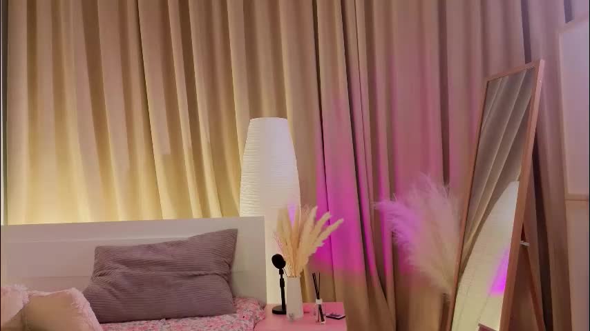 avrillemell Adult Chat March 1, 2026