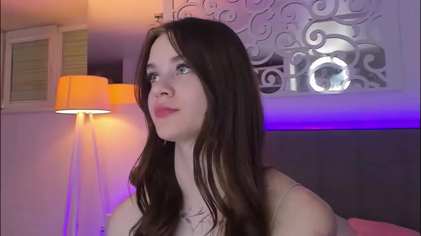 luisaclover Adult Chat March 1, 2026