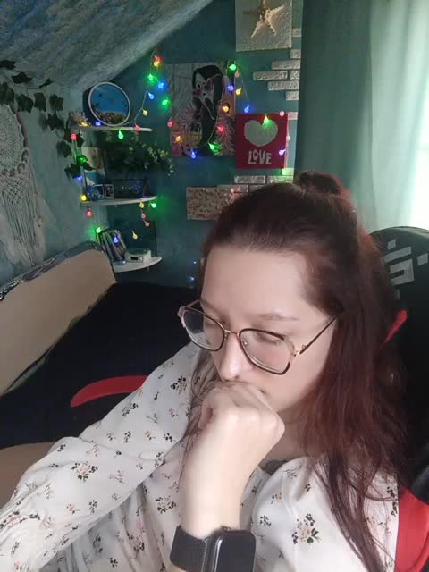 Mari_Gold Adult Chat March 1, 2026