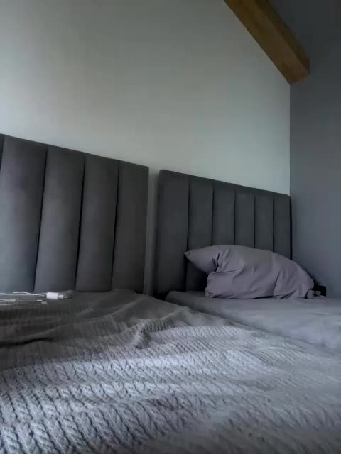 -Nezukoo- Adult Chat March 1, 2026