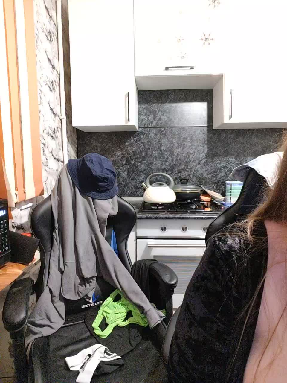 Innokentiy449 Adult Chat March 1, 2026