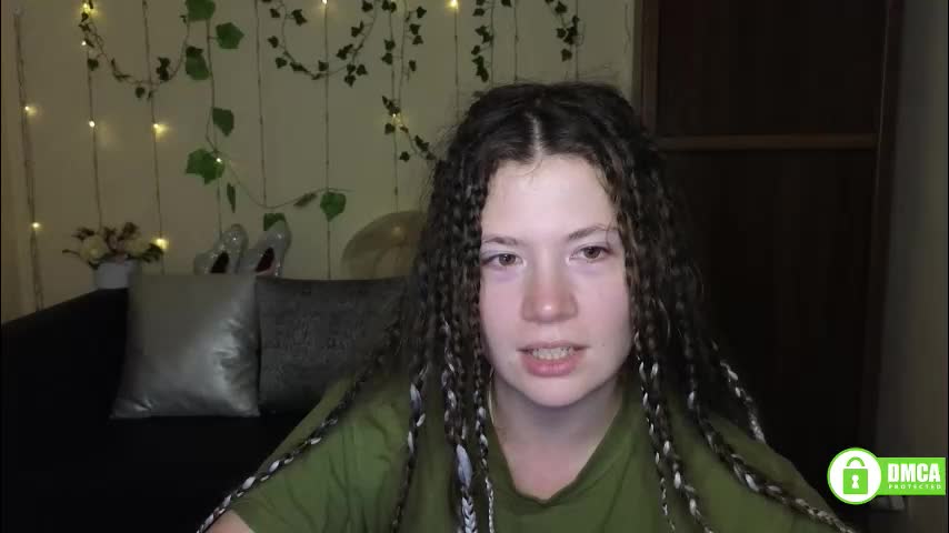 alicia_folow Adult Chat March 2, 2026