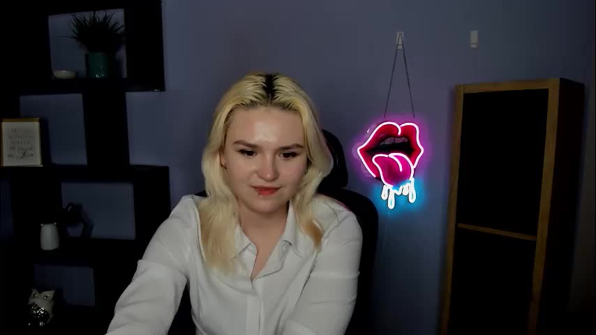 lilysweetxo Adult Chat March 2, 2026