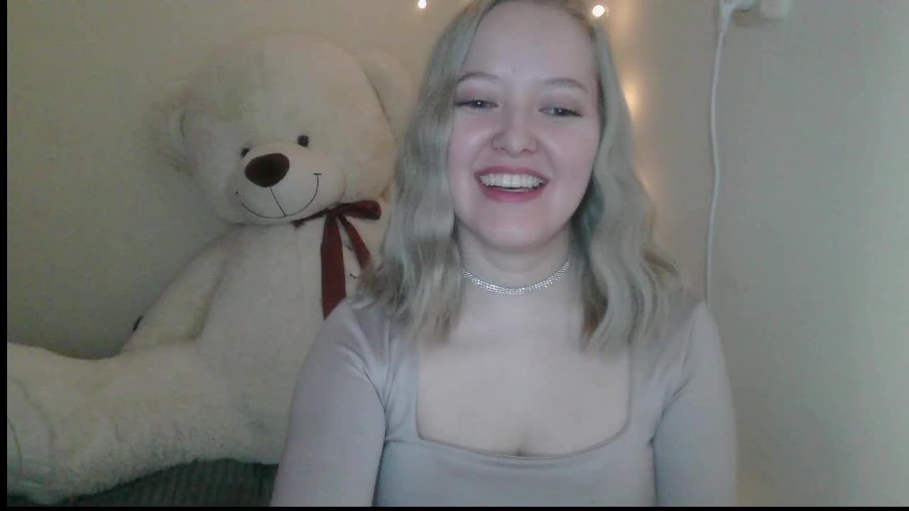 -Sweet-smile- Adult Chat March 2, 2026