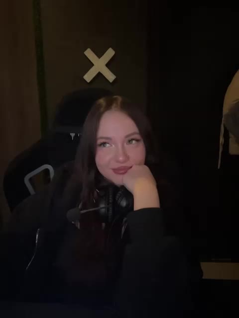 OlivkaVif Adult Chat March 3, 2026