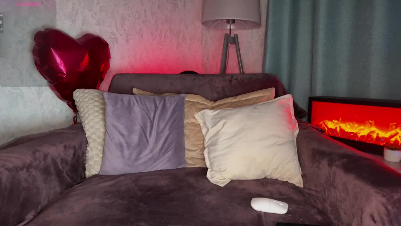 PinkFoxya Adult Chat March 3, 2026