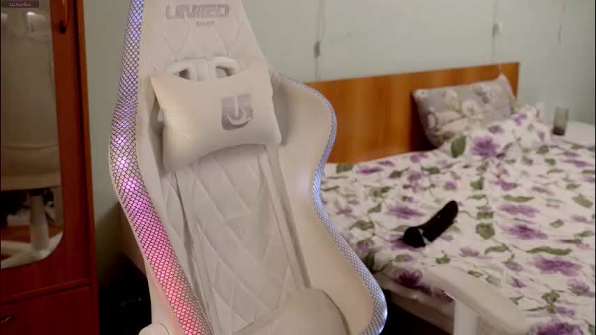 ho1yh01e Adult Chat March 3, 2026