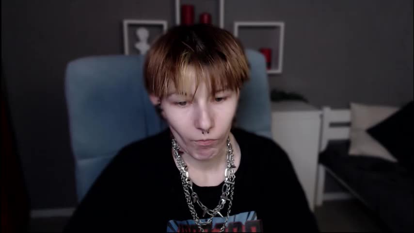 guitarandangell Adult Chat March 3, 2026