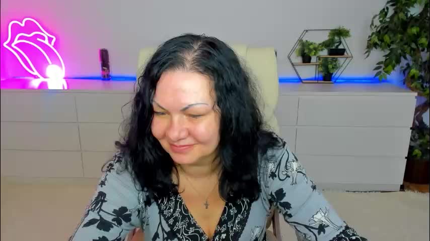 irissmoon1 Adult Chat March 3, 2026